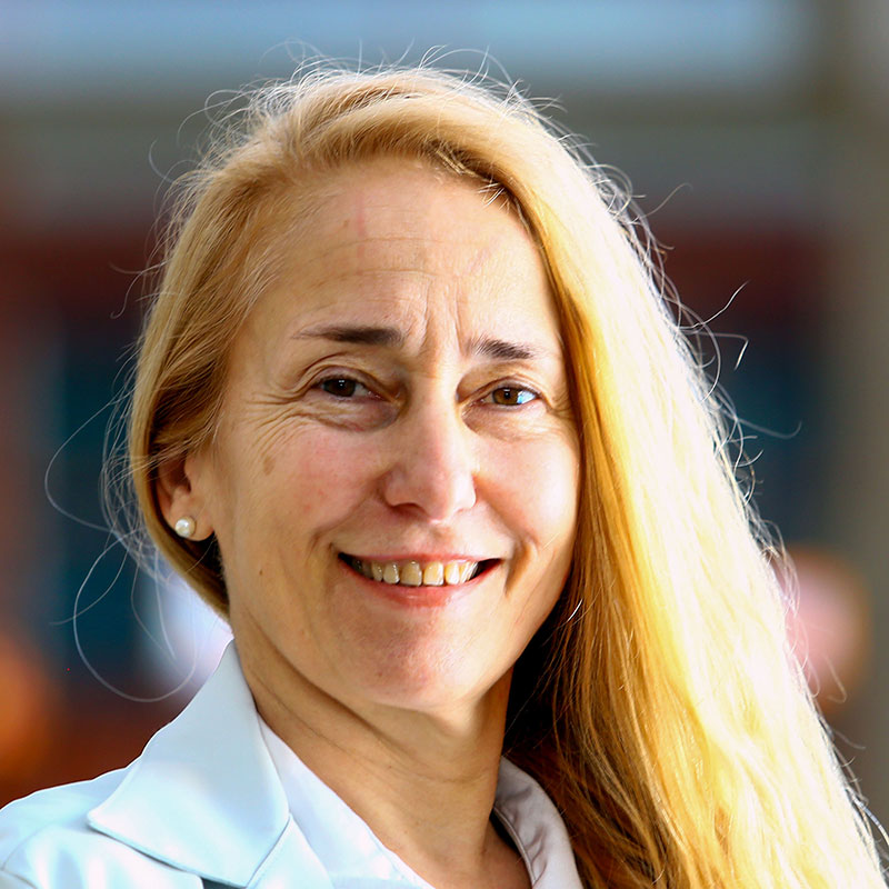 María-Inés-Arias-Blanco—Rectora-del-Secundario